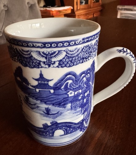 Mma grand mug metropolitan - mma,